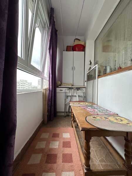 Drumul Taberei, str Valea Rosie, Bloc tip Z, bucatarie 9mp